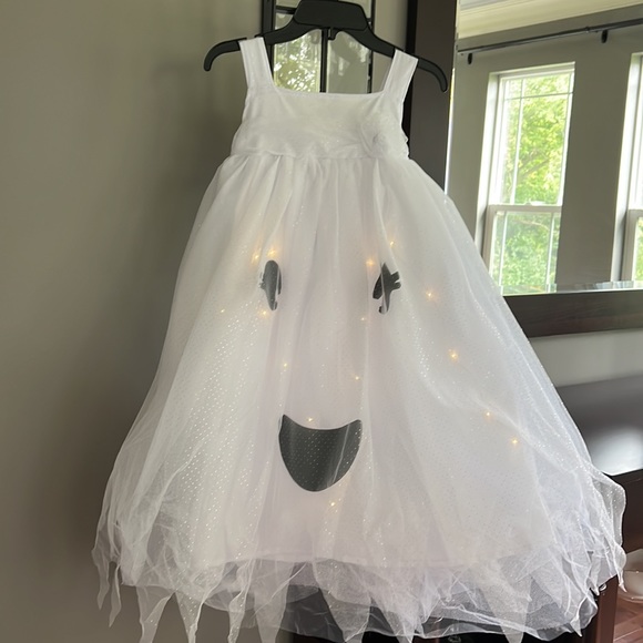 Pottery Barn Kids Costumes Pottery Barn Girls Light Up Ghost